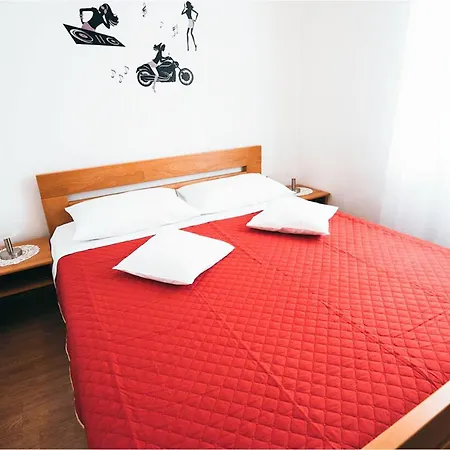 Awesome Apartment In Vodice With Kitchen