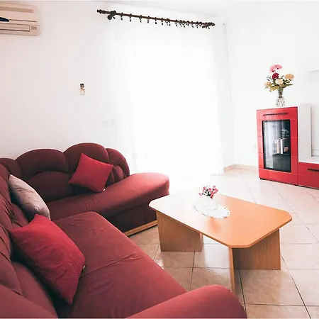 Awesome Apartment In Vodice With Kitchen Apartment