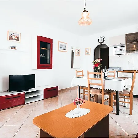 Awesome Apartment In Vodice With Kitchen Vodice