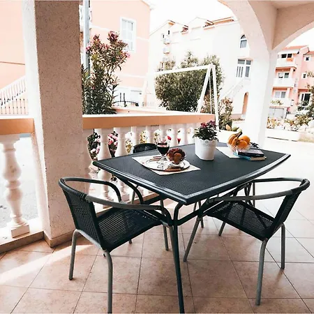 Awesome Apartment In Vodice With Kitchen Apartment